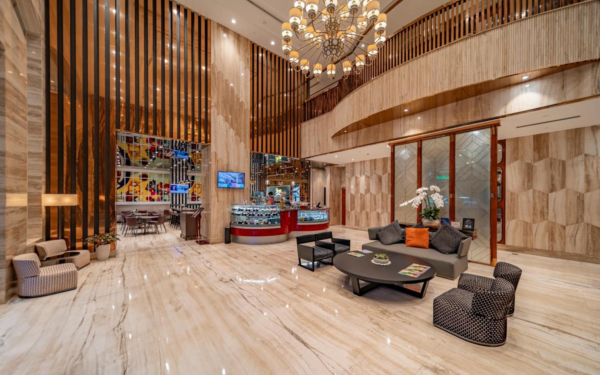 Sherwood Suites Хошимин Экстерьер фото