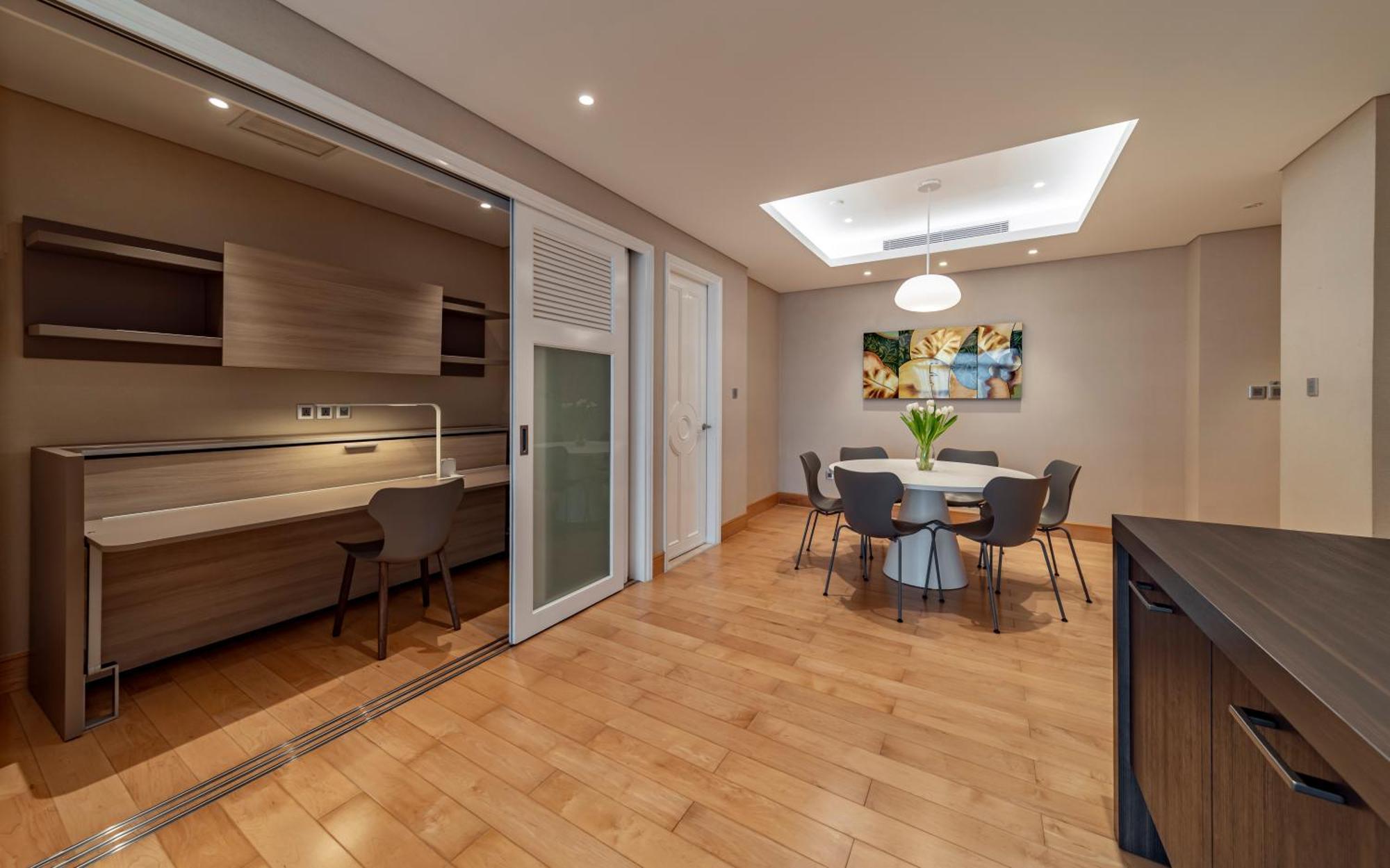 Sherwood Suites Хошимин Экстерьер фото